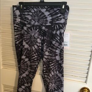Women’s Tie-Dye Leggings - Black and Gray